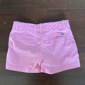 Girls vineyard vines shorts!!